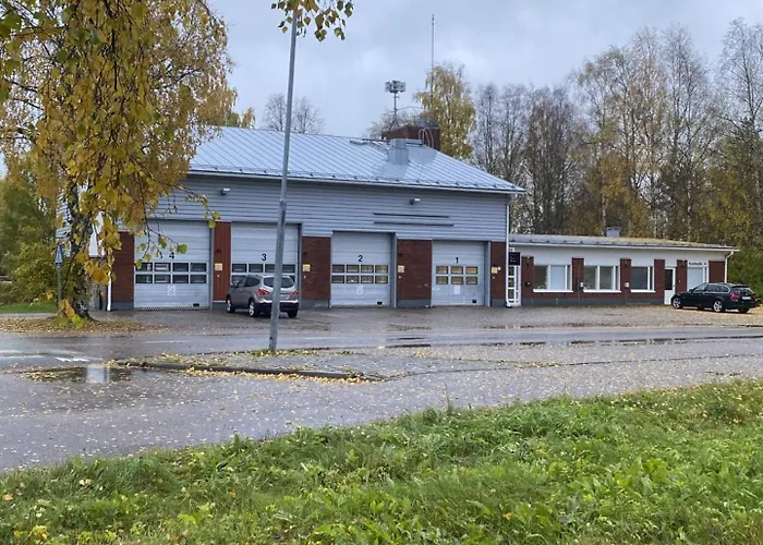 Viihtyisae Esteetoen Saunallinen Asunto Entisellae Paloasemalla