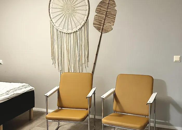 Viihtyisae Esteetoen Saunallinen Asunto Entisellae Paloasemalla